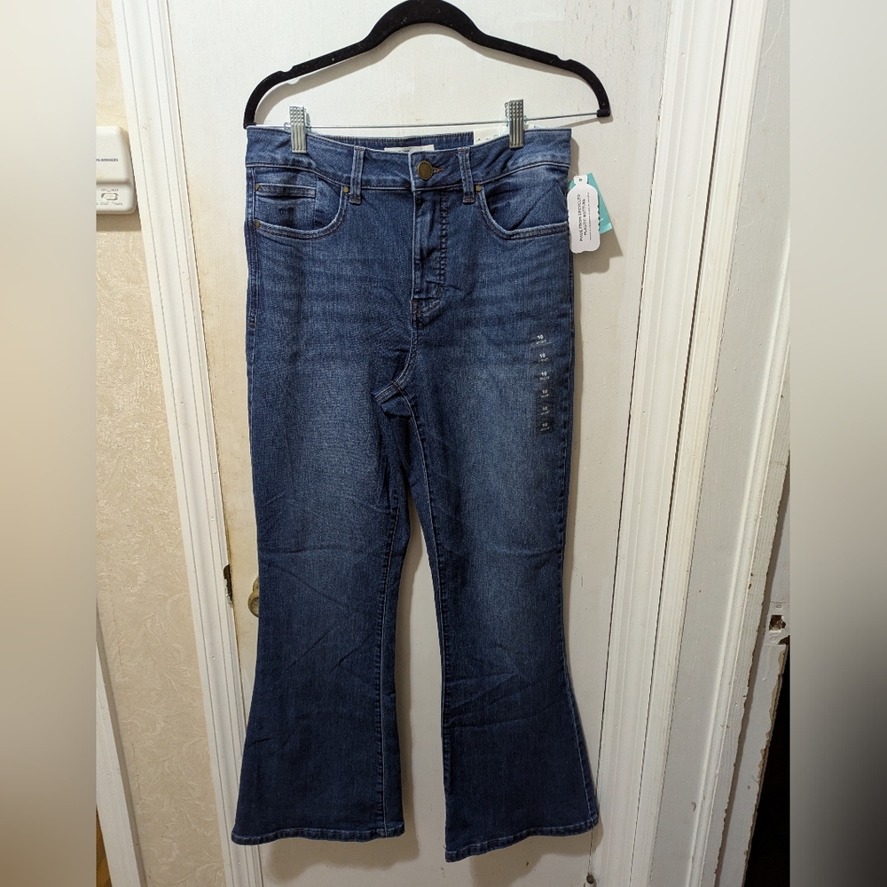 M Jeans NWT Size 10 Short High Rise Flare Blue Jeans
